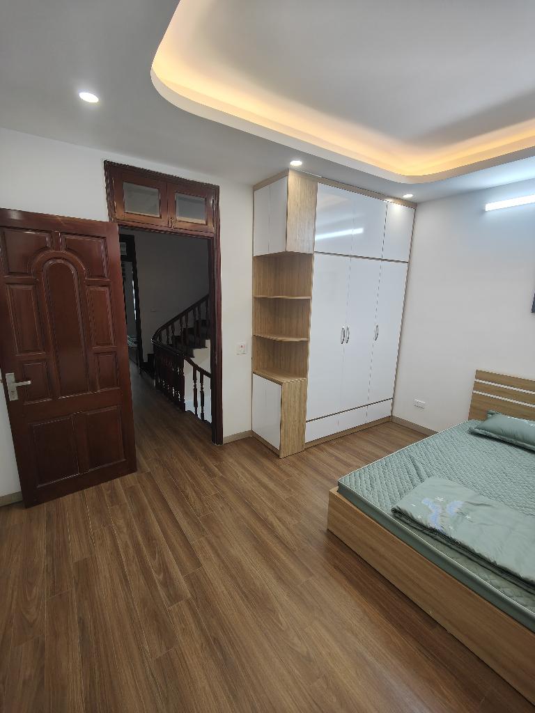 NHÀ ĐẸP Ở NGAY - DÂN XÂY - 2 MẶT THOÁNG - CÁCH MP NGUYỄN HOÀNG 30M - Ô CHỜ THANG MÁY. - Ảnh 4